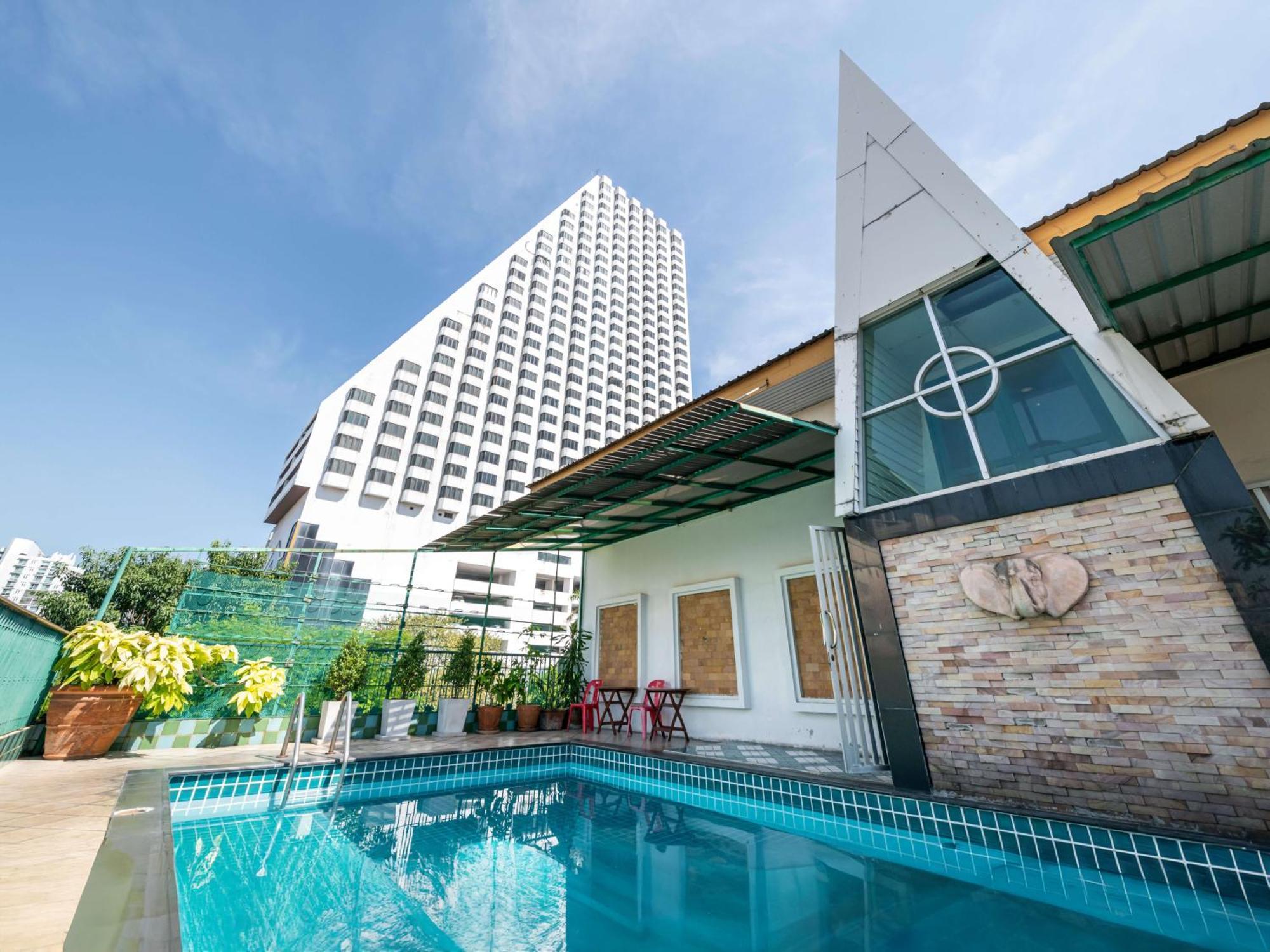 Royal Ivory Sukhumvit Nana Ξενοδοχείο Μπανγκόκ Εξωτερικό φωτογραφία