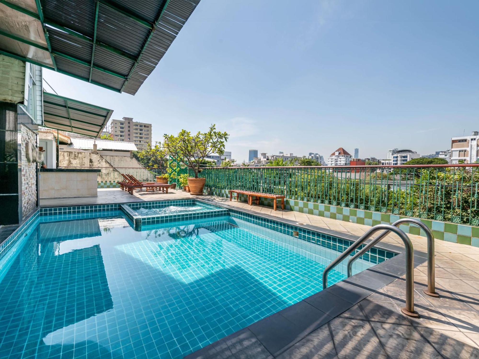 Royal Ivory Sukhumvit Nana Ξενοδοχείο Μπανγκόκ Εξωτερικό φωτογραφία