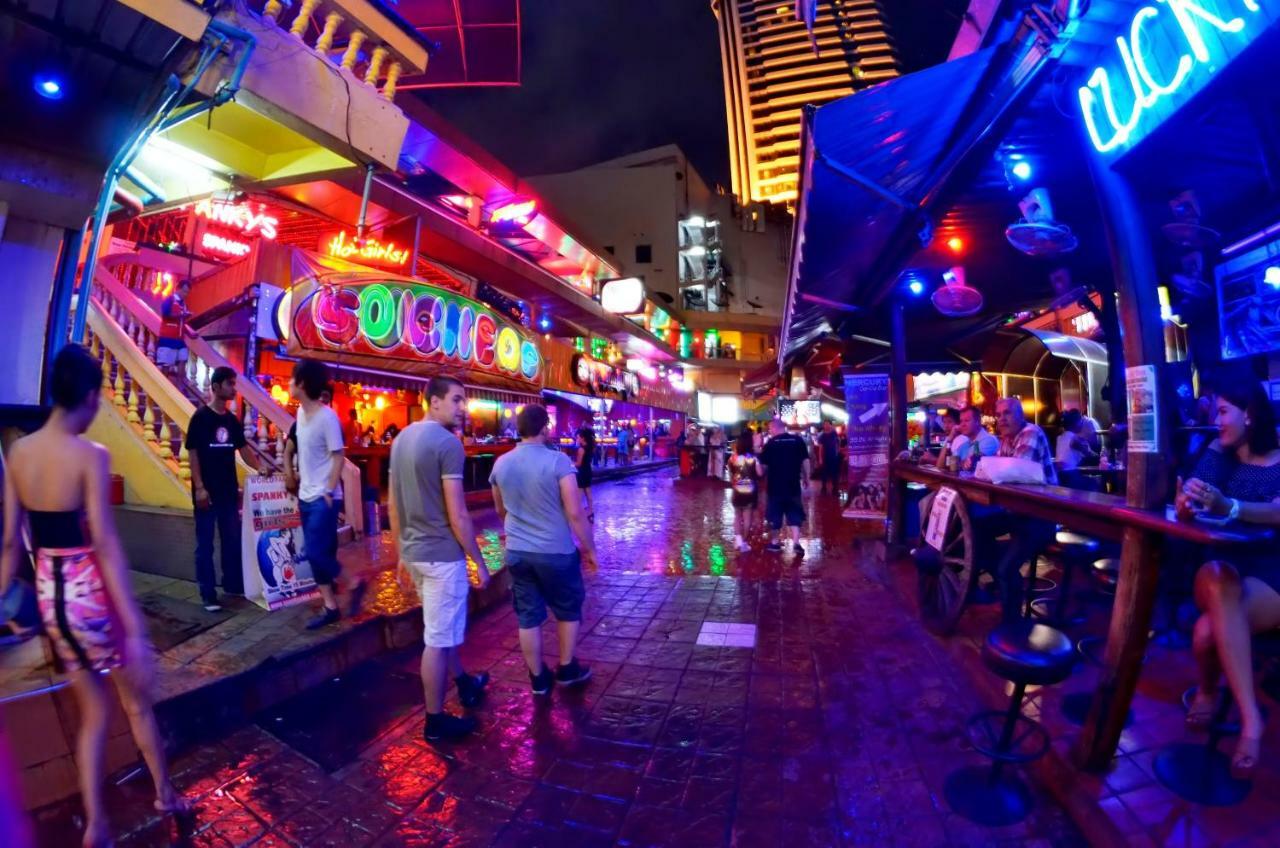 Royal Ivory Sukhumvit Nana Ξενοδοχείο Μπανγκόκ Εξωτερικό φωτογραφία